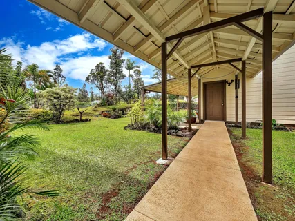 a view of a pathway of a house