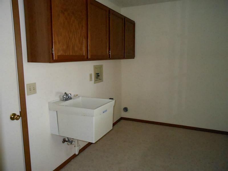 1144 Foxboro Road, Unit 206 Springfield, OH 45503 - Photo 6 of 8