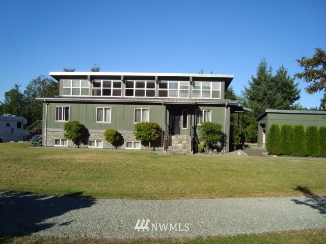 8033 Banner Road Southeast Port Orchard, WA 98367 - Photo 2 of 25 Gallery Image 2