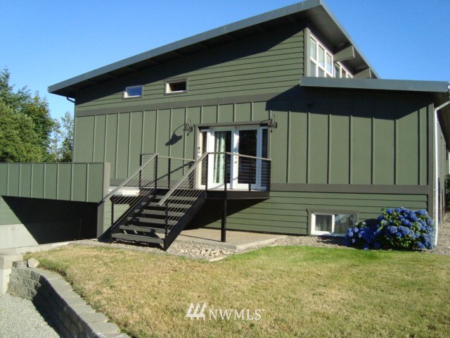 8033 Banner Road Southeast Port Orchard, WA 98367 - Photo 3 of 25 Gallery Image 3
