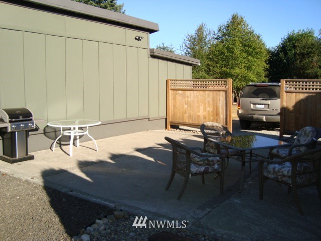 8033 Banner Road Southeast Port Orchard, WA 98367 - Photo 4 of 25 Gallery Image 4