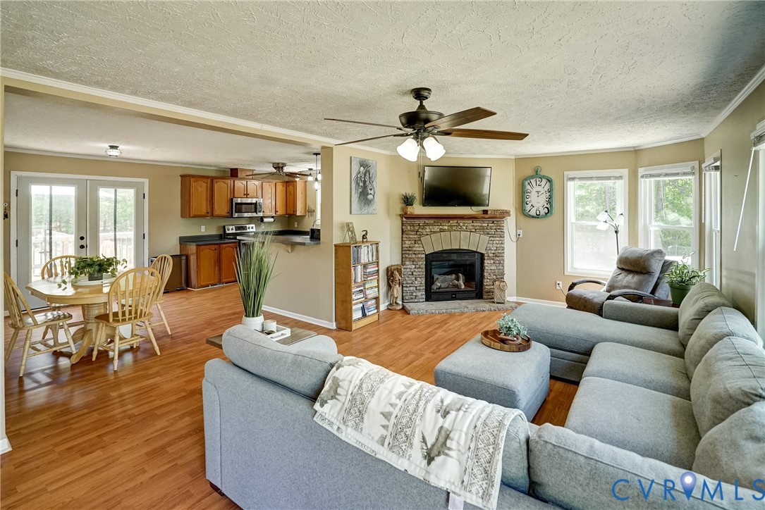 6386 Old Buckingham Road Powhatan, VA 23139 - Photo 2 of 25 Gallery Image 2