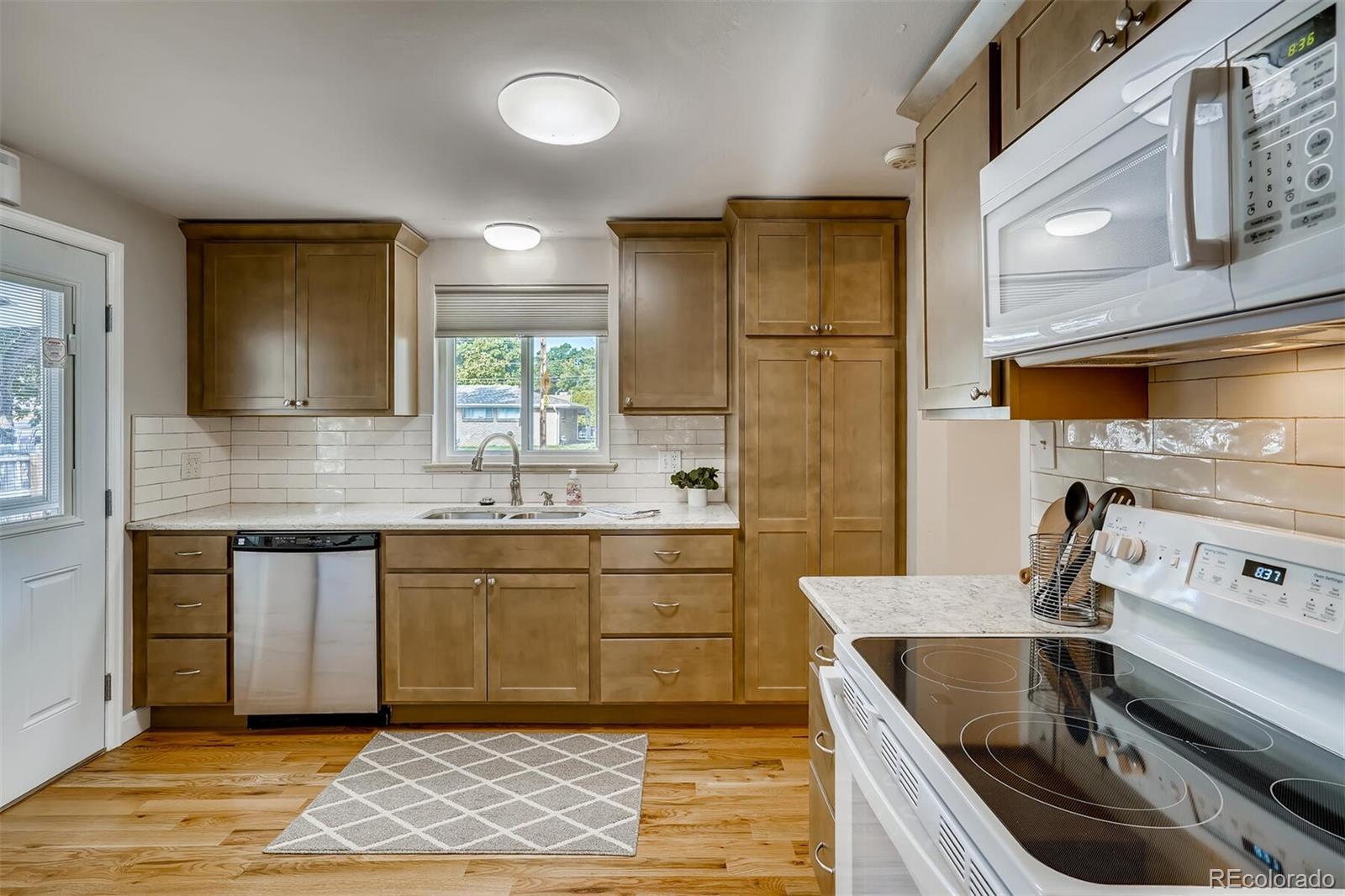 4746 Carr Street Wheat Ridge, CO 80033 - Photo 9 of 28 Gallery Image 9