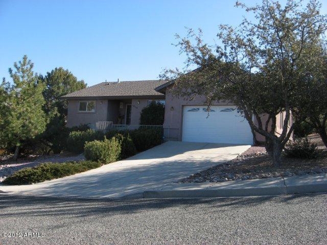 1414 Eagle Ridge Road Prescott, AZ 86301 - Photo 2 of 13 Front view of home
