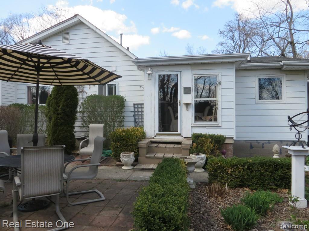 2486 Texter Road Leonard, MI 48367 - Photo 36 of 64 IMG_1767.jpg