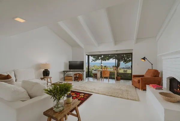 $13,999,000 | 3330 Foothill Road, Carpinteria, CA 93013