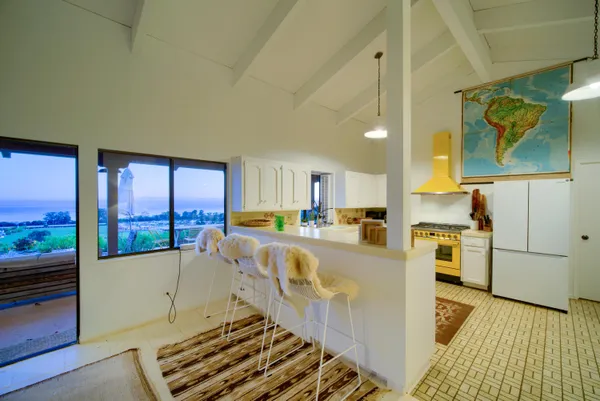 $13,999,000 | 3330 Foothill Road, Carpinteria, CA 93013