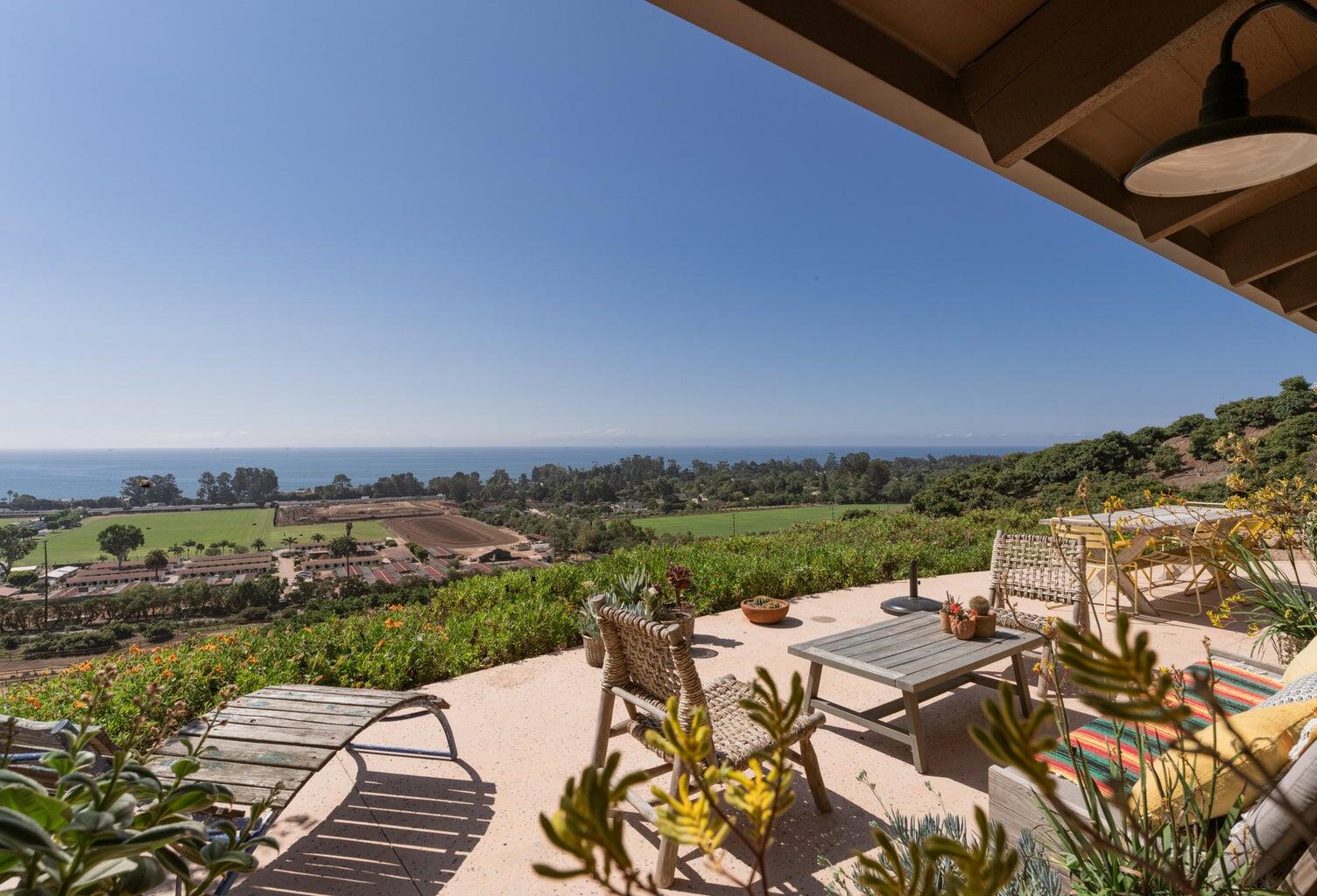 3330 Foothill Road Carpinteria, CA 93013 - Photo 29 of 78 front patio