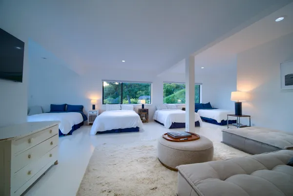 $13,999,000 | 3330 Foothill Road, Carpinteria, CA 93013