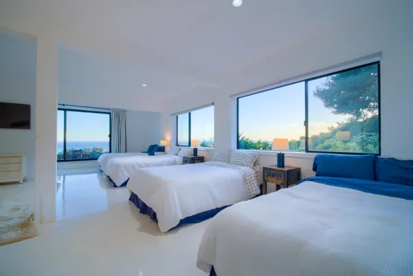 $13,999,000 | 3330 Foothill Road, Carpinteria, CA 93013