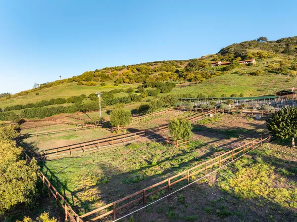 $13,999,000 | 3330 Foothill Road, Carpinteria, CA 93013