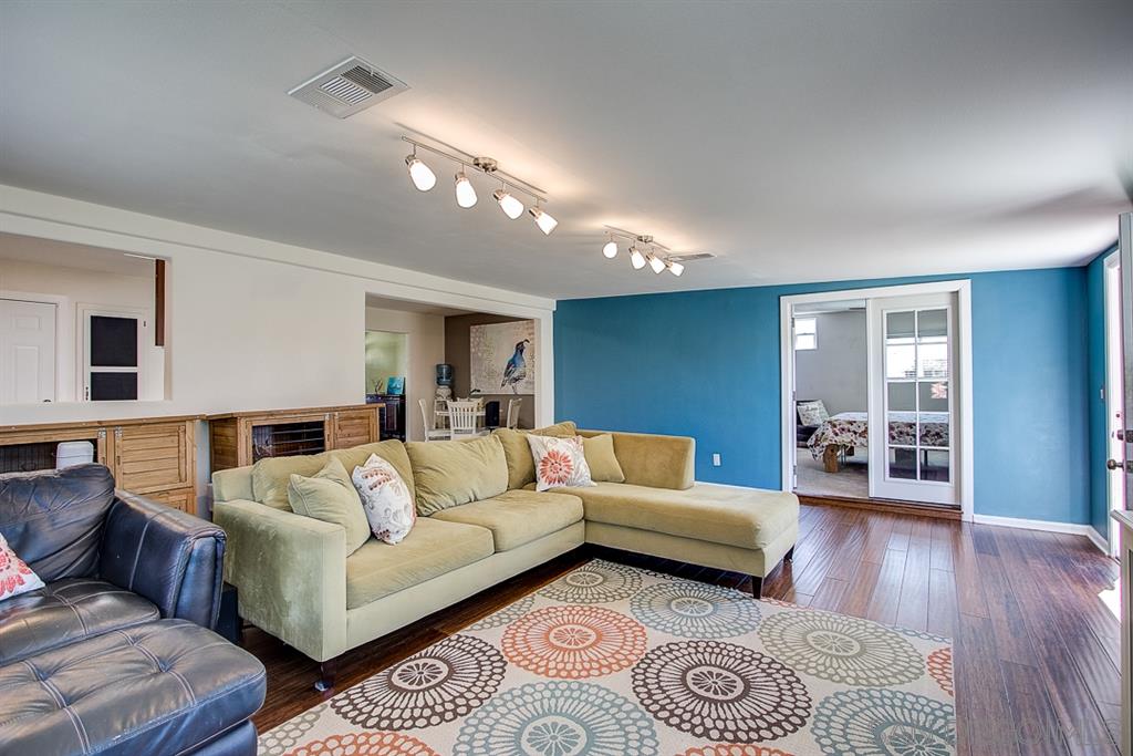 9628 Hume Road Santee, CA 92071 - Photo 3 of 25 Gallery Image 3