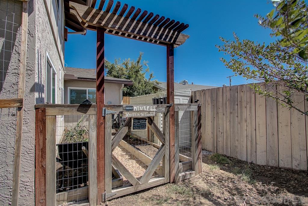 9628 Hume Road Santee, CA 92071 - Photo 22 of 25 Gallery Image 22