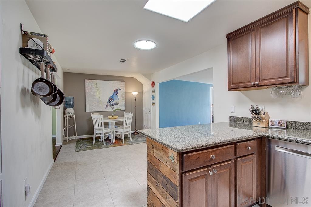 9628 Hume Road Santee, CA 92071 - Photo 8 of 25 Gallery Image 8