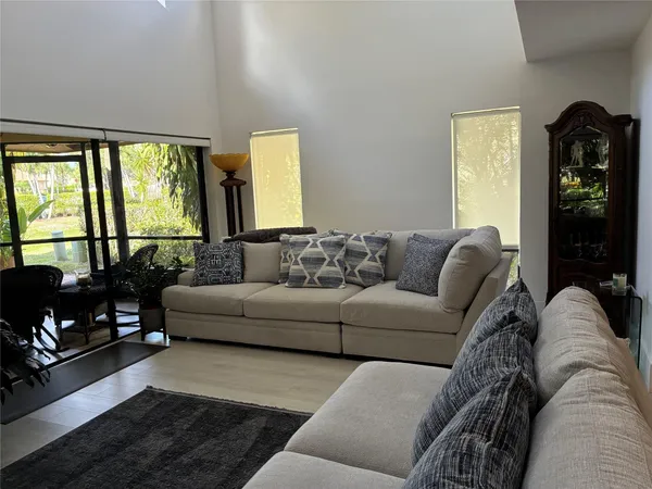 $475,000 | 5425 10th Fairway Drive, Unit 3, Delray Beach, FL 33484