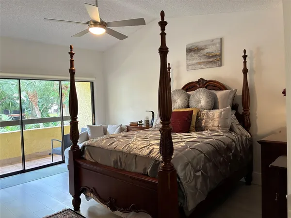 $475,000 | 5425 10th Fairway Drive, Unit 3, Delray Beach, FL 33484