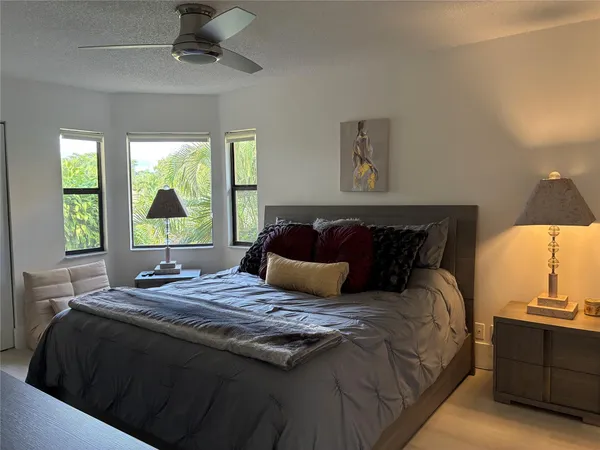 $475,000 | 5425 10th Fairway Drive, Unit 3, Delray Beach, FL 33484