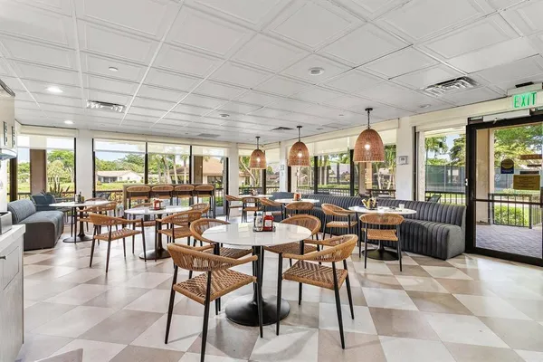 $475,000 | 5425 10th Fairway Drive, Unit 3, Delray Beach, FL 33484