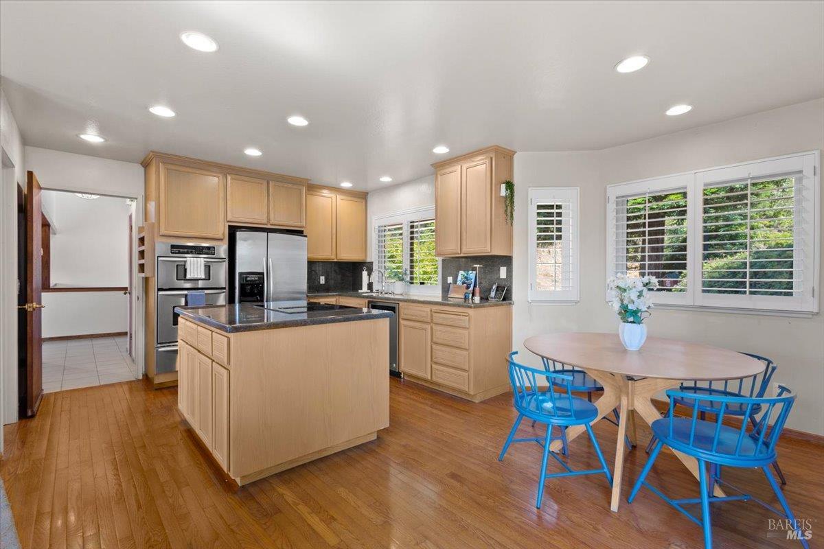 5 Wimbledon Court Novato, CA 94949 - Photo 17 of 48