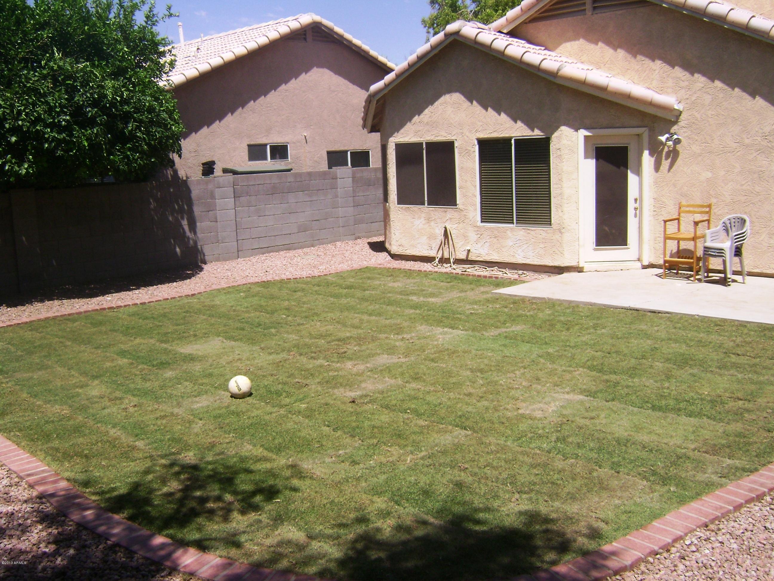 899 East Elgin Street Chandler, AZ 85225 - Photo 12 of 34 back 3