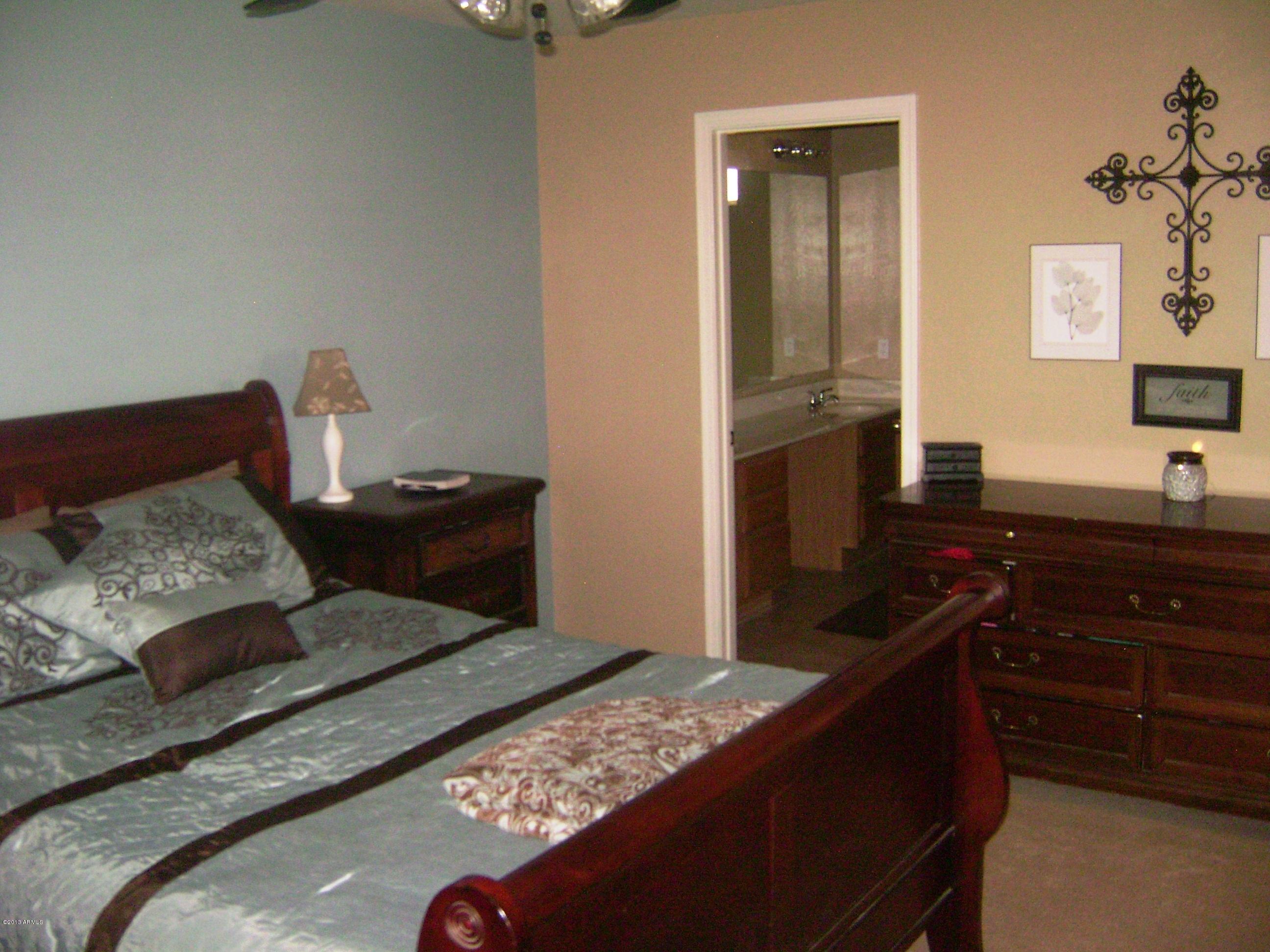 899 East Elgin Street Chandler, AZ 85225 - Photo 17 of 34 master 3