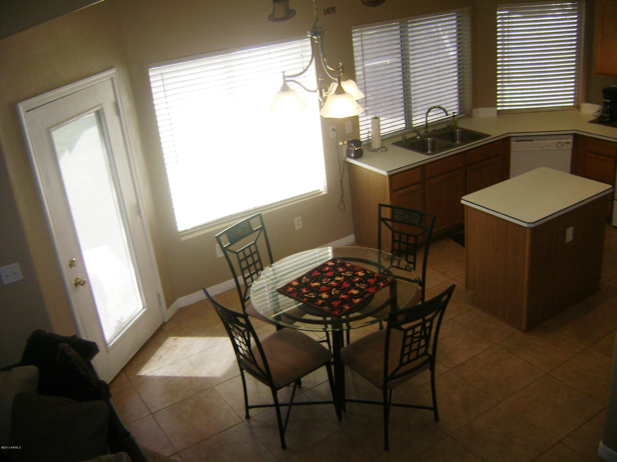 899 East Elgin Street Chandler, AZ 85225 - Photo 7 of 34 dining into kitchen