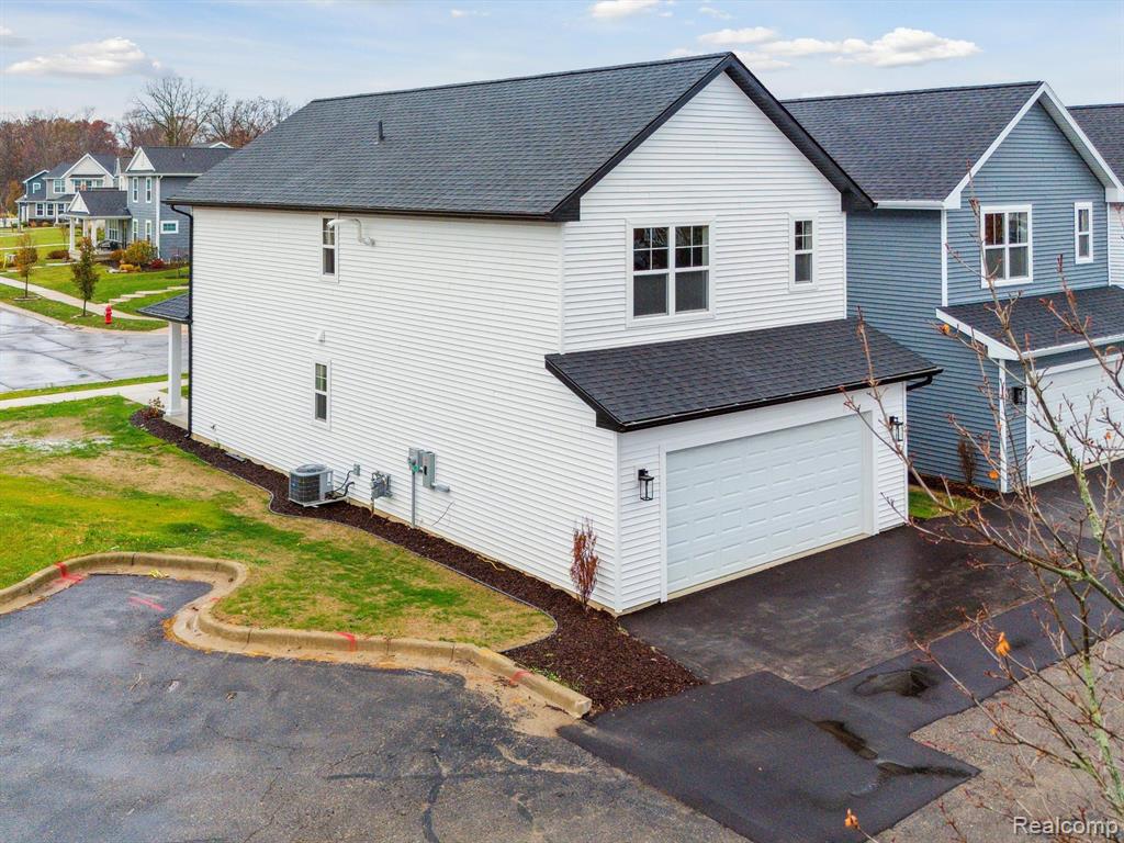 1705 Ashfield Street Howell, MI 48855 - Photo 2 of 54