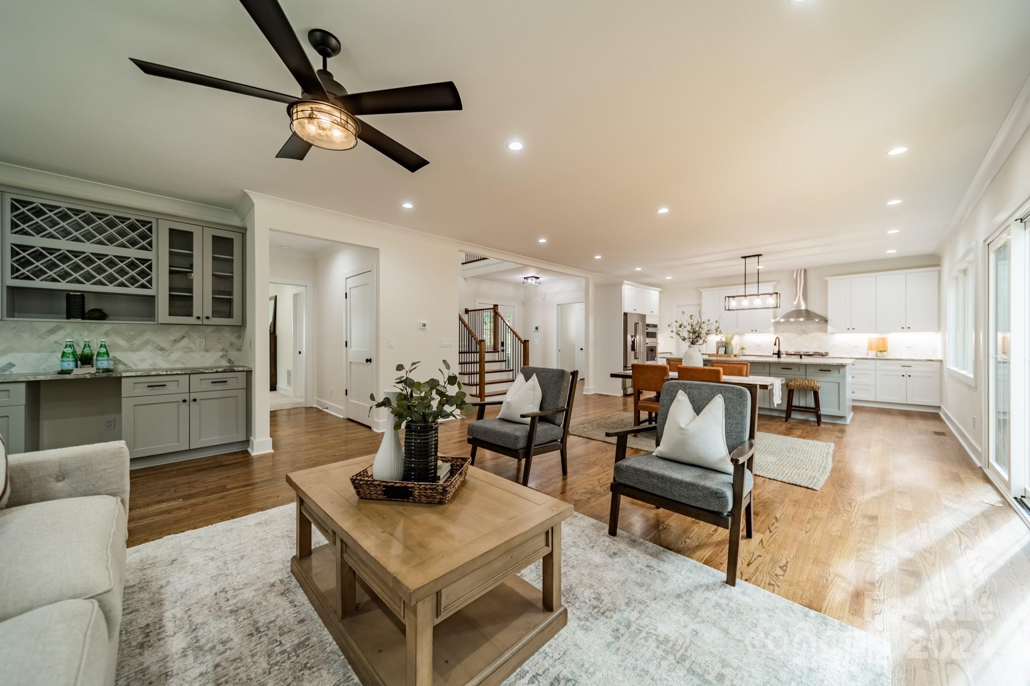 3200 East Ford Road Charlotte, NC 28205 - Photo 11 of 47 Gallery Image 11