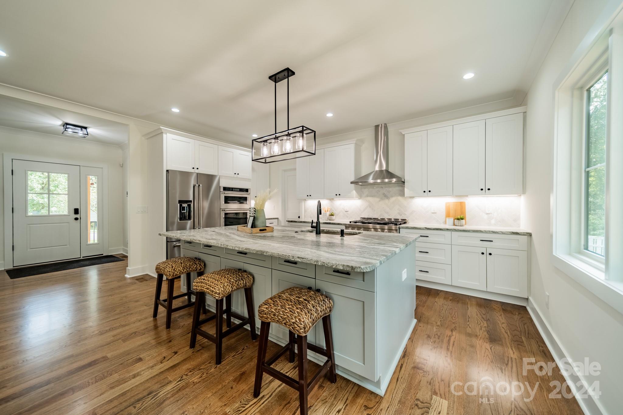 3200 East Ford Road Charlotte, NC 28205 - Photo 16 of 47 Gallery Image 16