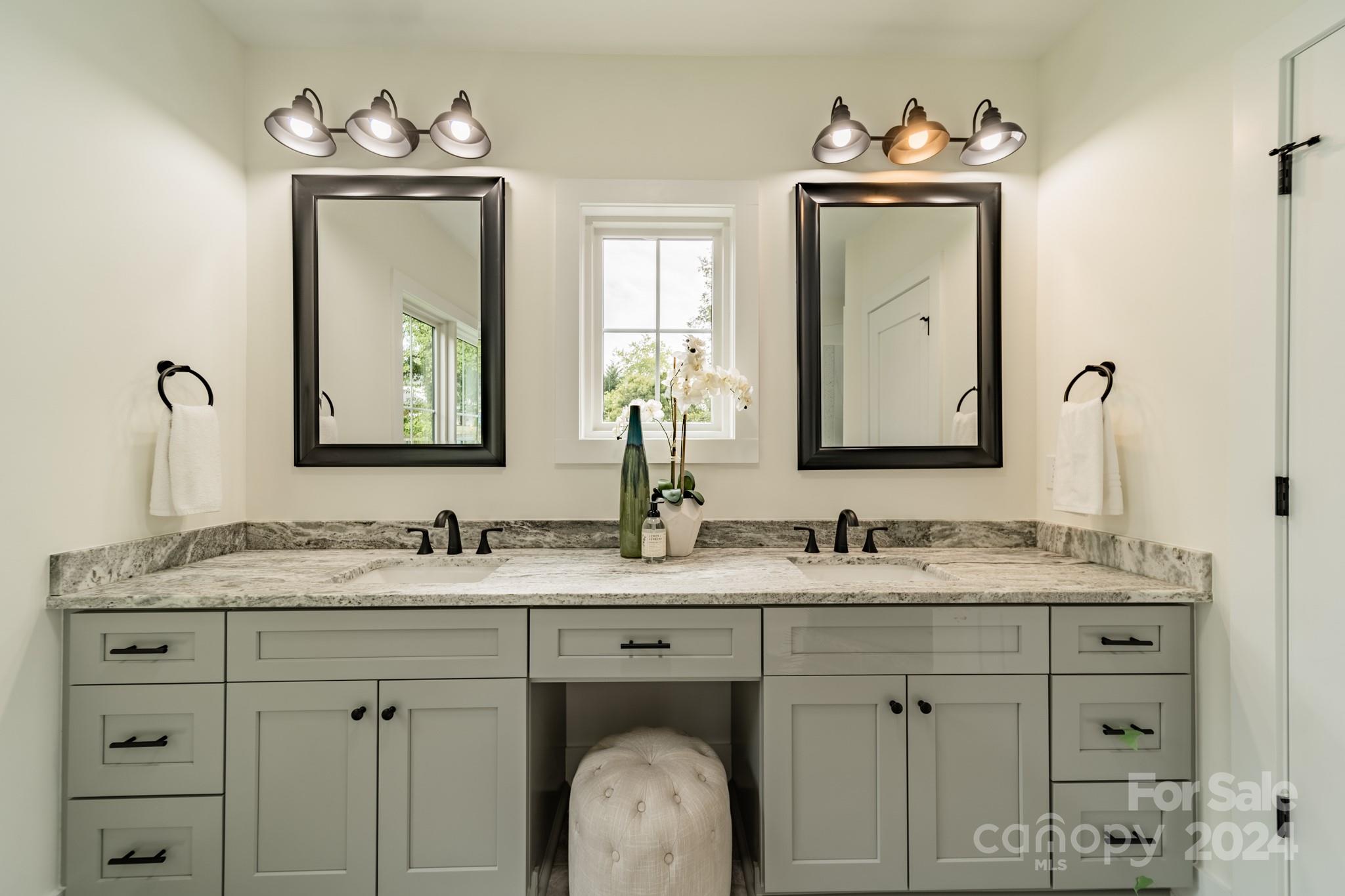 3200 East Ford Road Charlotte, NC 28205 - Photo 25 of 47 Gallery Image 25