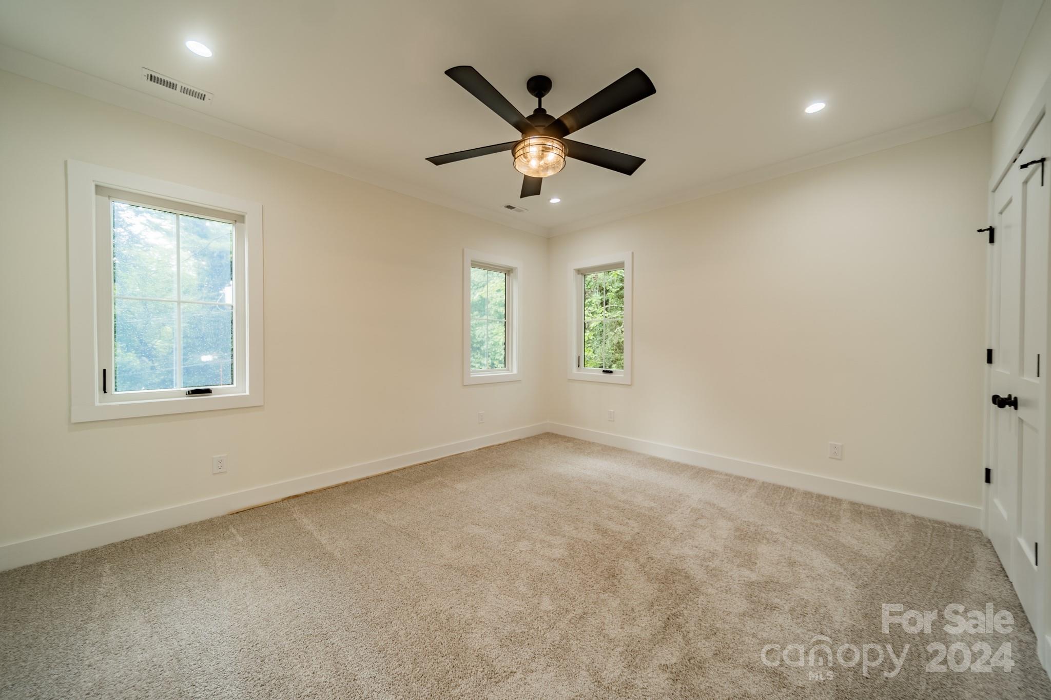 3200 East Ford Road Charlotte, NC 28205 - Photo 34 of 47 Gallery Image 34