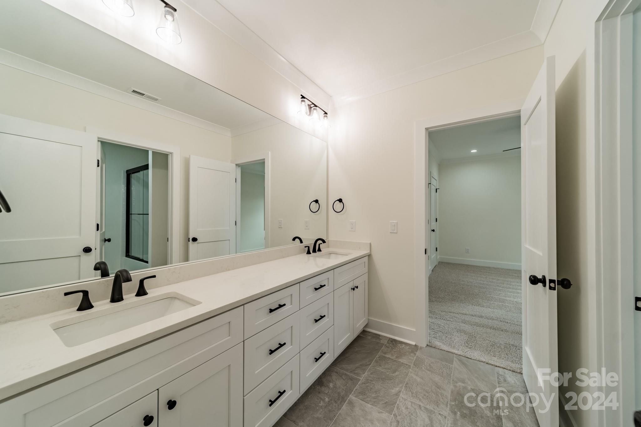 3200 East Ford Road Charlotte, NC 28205 - Photo 36 of 47 Gallery Image 36