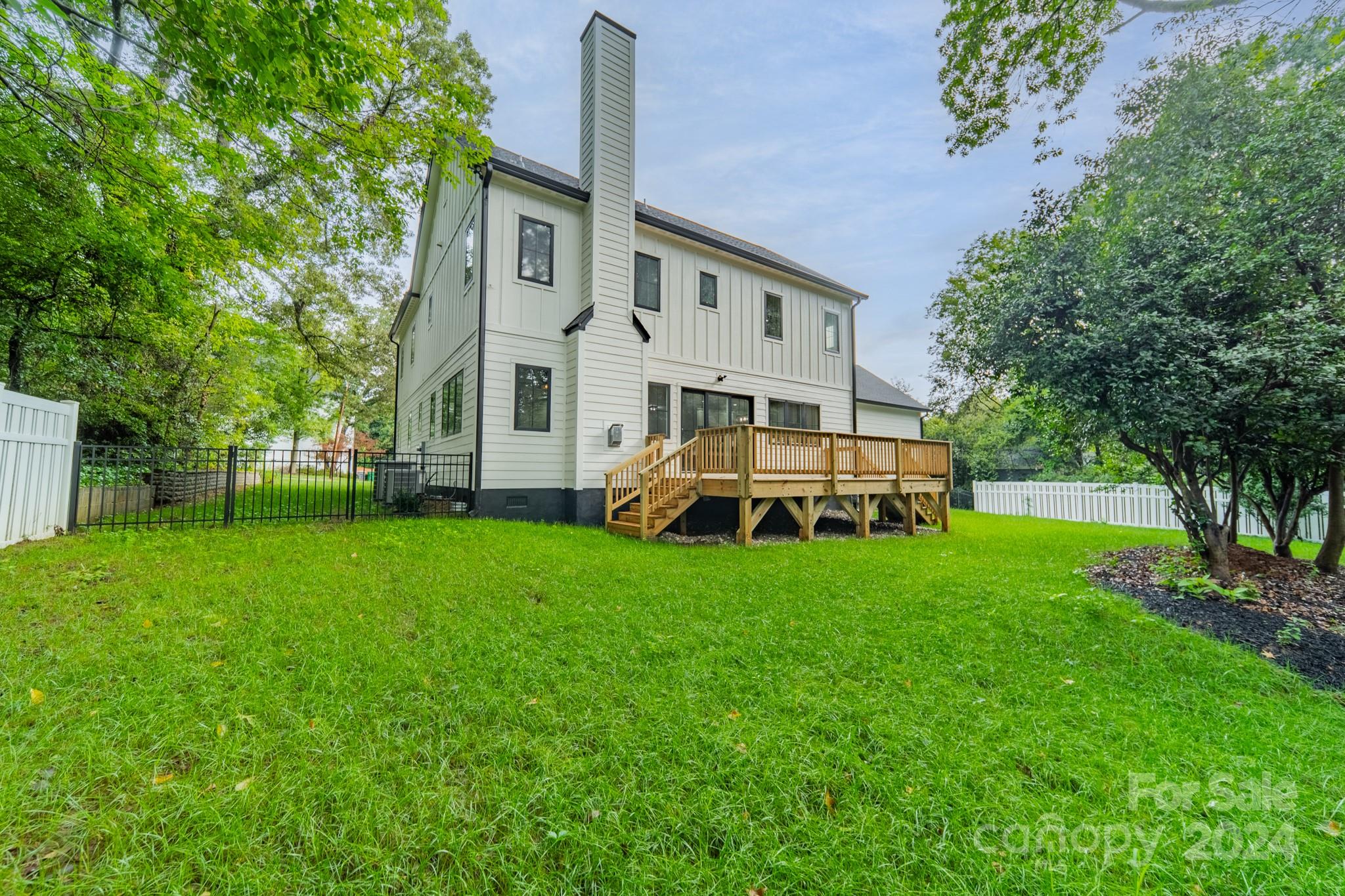 3200 East Ford Road Charlotte, NC 28205 - Photo 47 of 47 Gallery Image 47