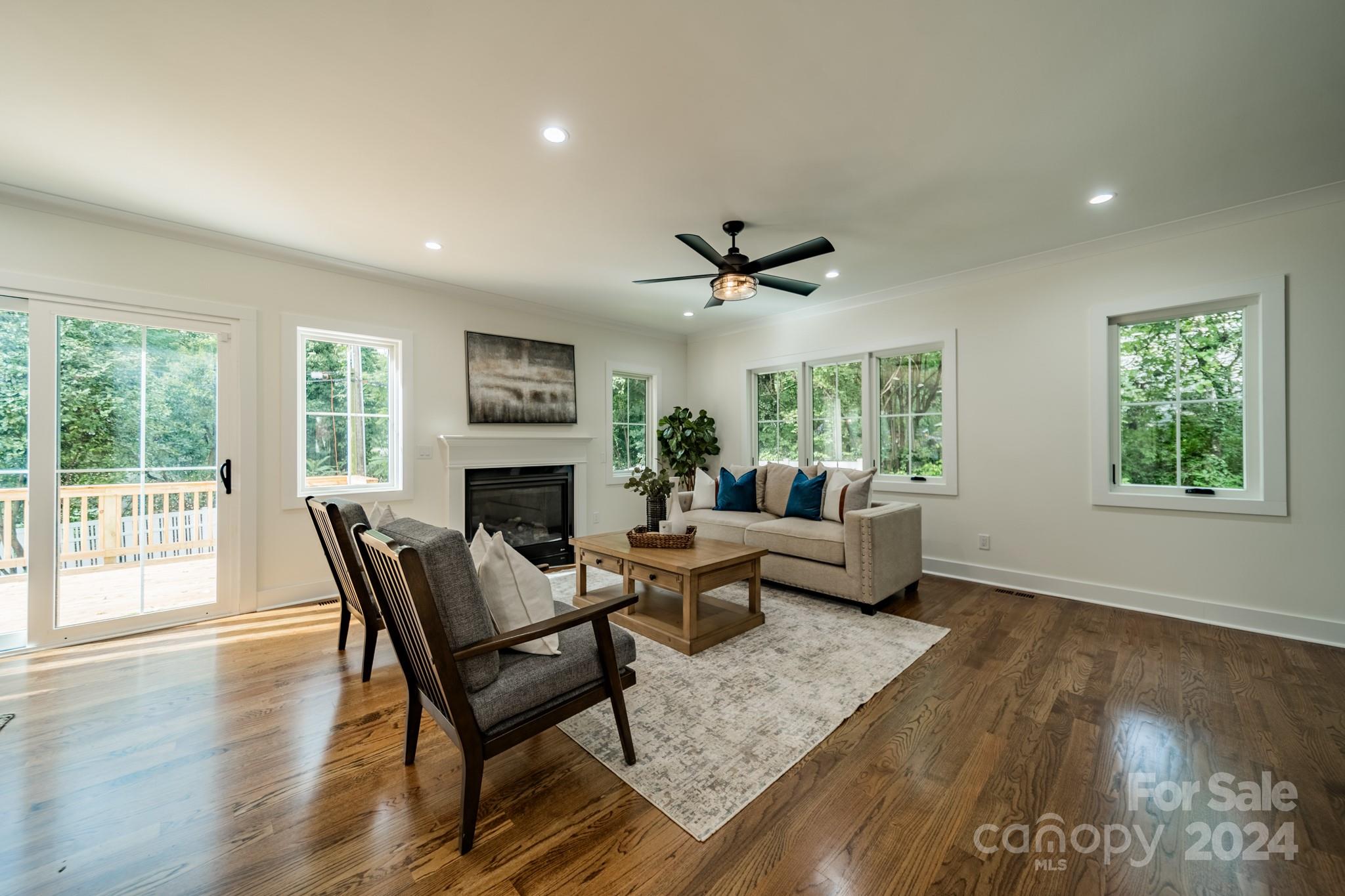 3200 East Ford Road Charlotte, NC 28205 - Photo 9 of 47 Gallery Image 9
