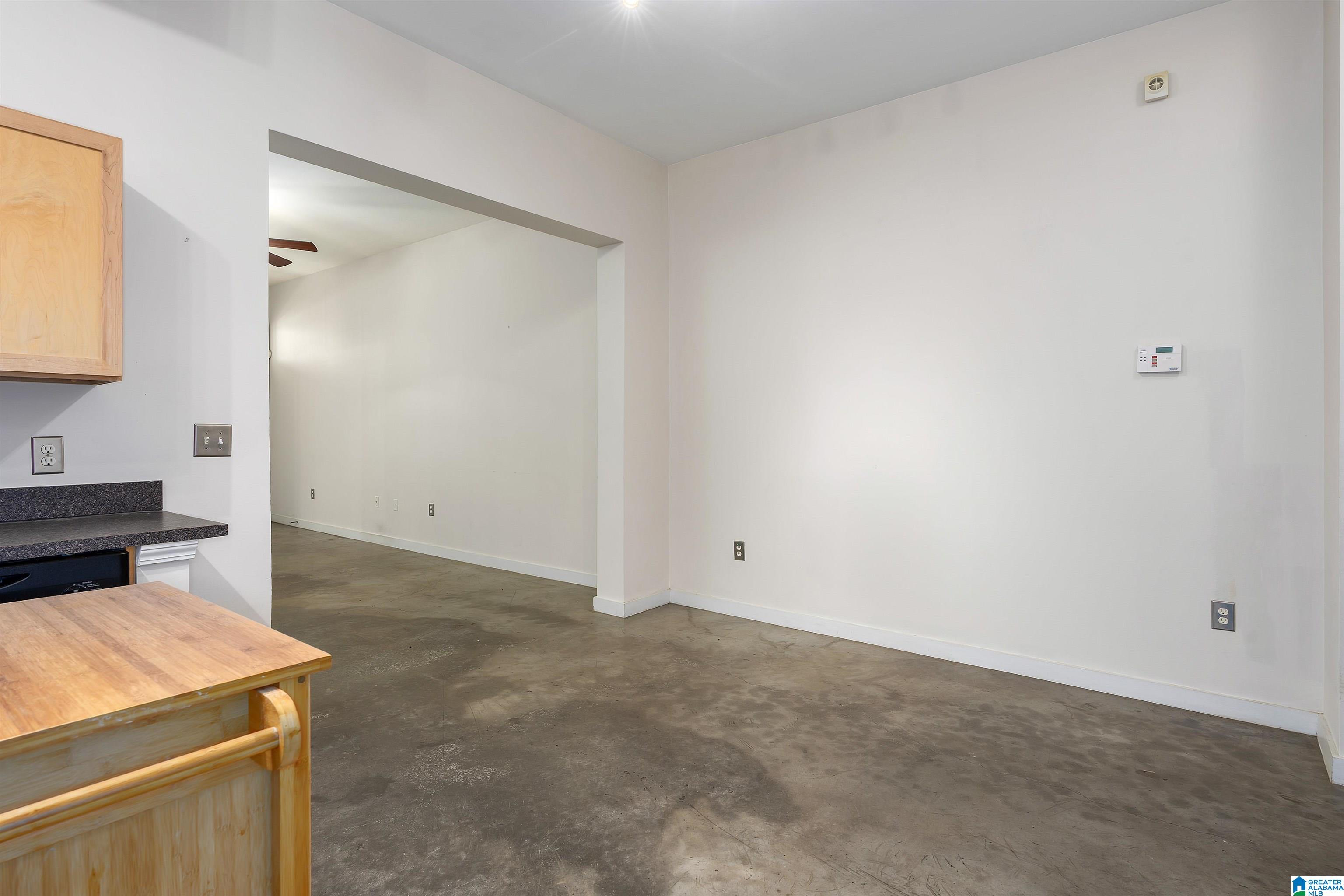 401 20th Street South, Unit 107 Birmingham, AL 35233 - Photo 8 of 36