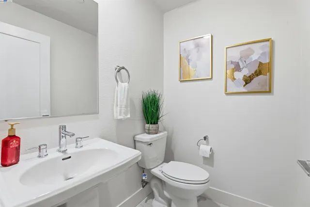 $1,379,950 | 32112 Via Vicenza, San Ramon, CA 94583