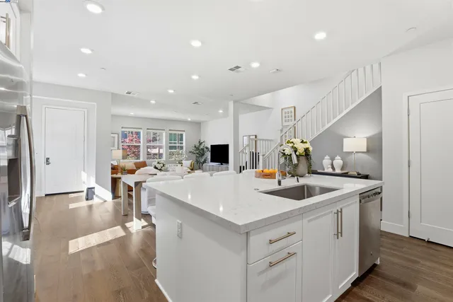 $1,379,950 | 32112 Via Vicenza, San Ramon, CA 94583