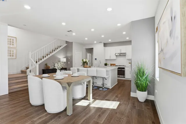 $1,379,950 | 32112 Via Vicenza, San Ramon, CA 94583