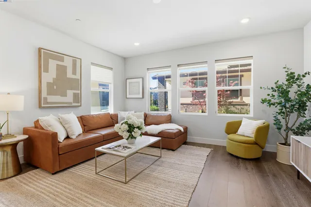 $1,379,950 | 32112 Via Vicenza, San Ramon, CA 94583