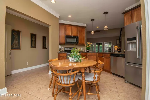 $447,500 | 253 Meadow Walk Lane, Lenoir City, TN 37772