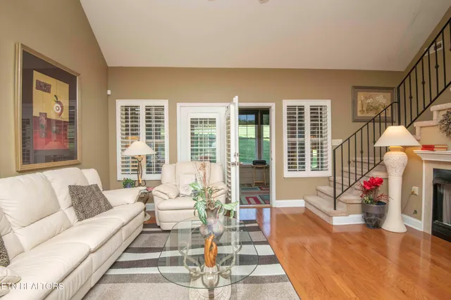 $447,500 | 253 Meadow Walk Lane, Lenoir City, TN 37772