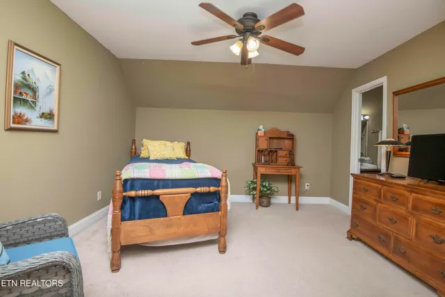 $447,500 | 253 Meadow Walk Lane, Lenoir City, TN 37772