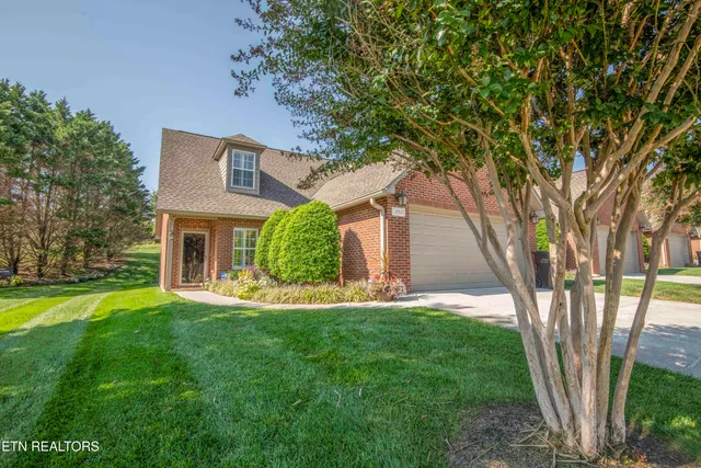 $447,500 | 253 Meadow Walk Lane, Lenoir City, TN 37772