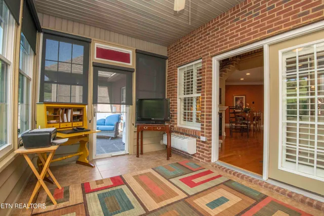 $447,500 | 253 Meadow Walk Lane, Lenoir City, TN 37772