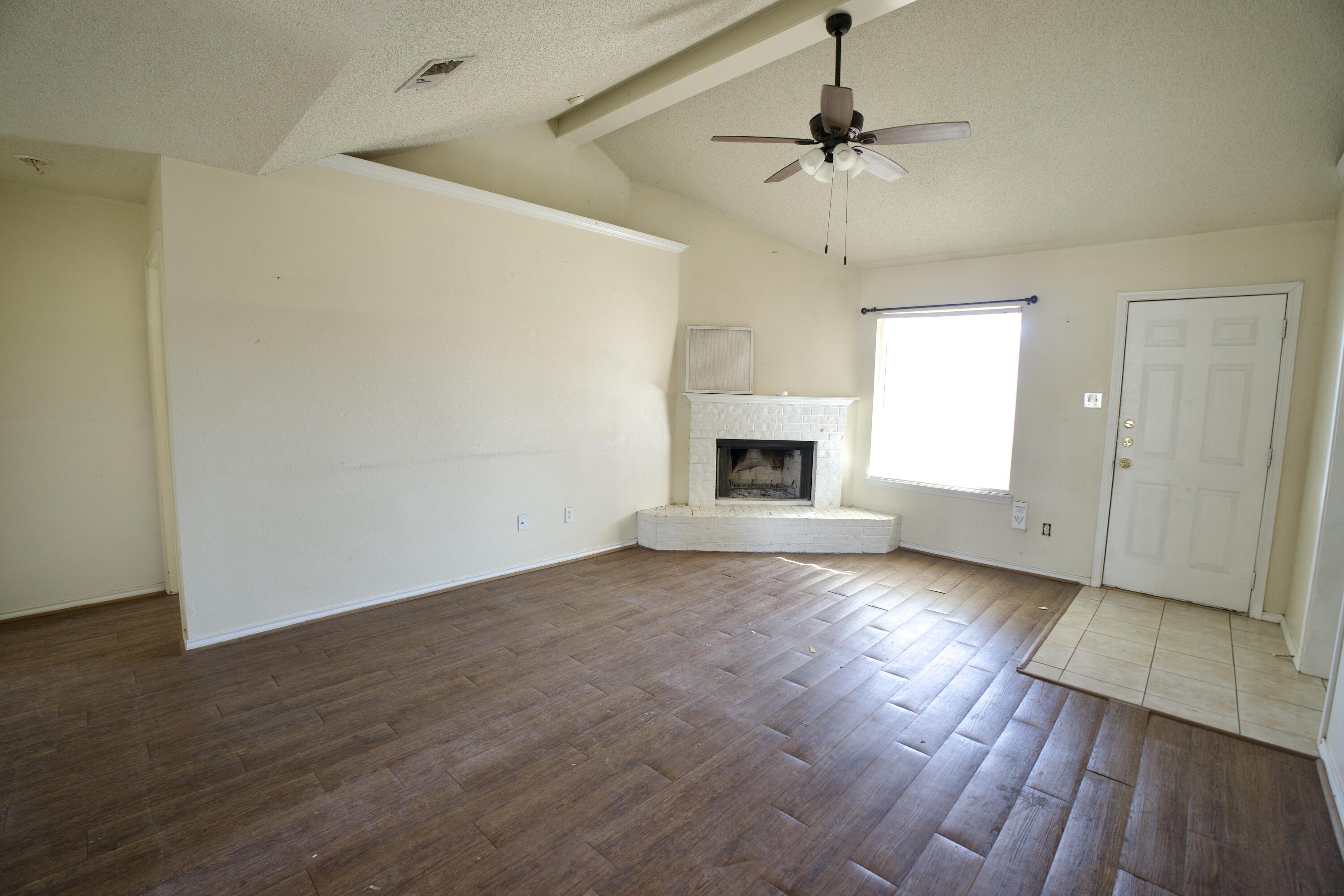 2803 107th Street Lubbock, TX 79423 - Photo 2 of 15 ATB07079