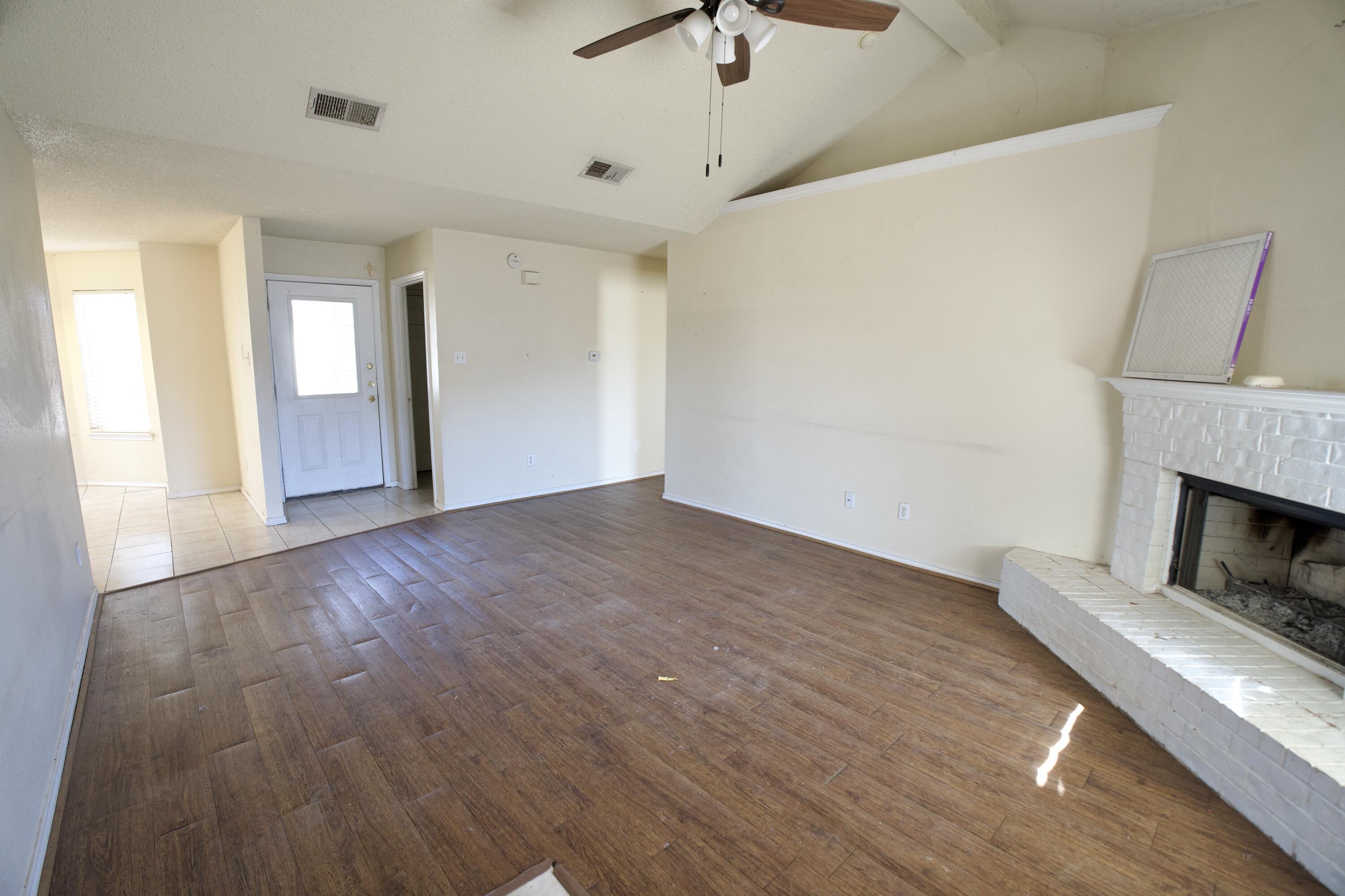 2803 107th Street Lubbock, TX 79423 - Photo 3 of 15 ATB07081