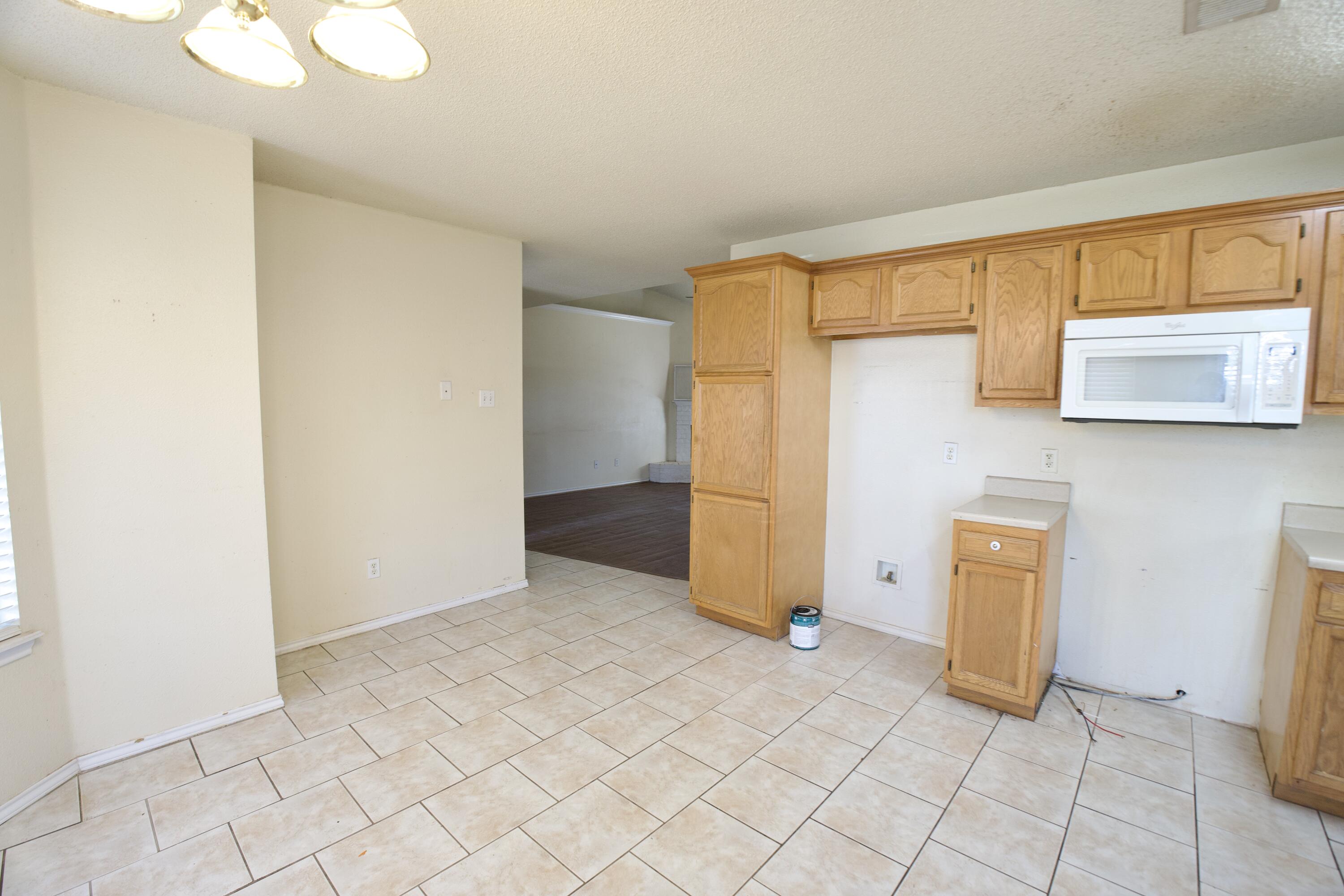 2803 107th Street Lubbock, TX 79423 - Photo 7 of 15 ATB07076