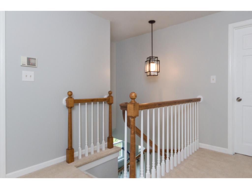 6 Lafayette Road Londonderry, NH 03053 - Photo 27 of 36