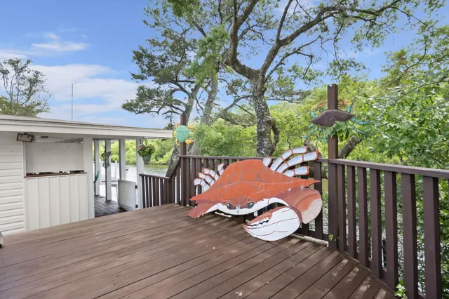 $479,899 | 8487 Parkers Ferry Road, Adams Run, SC 29426