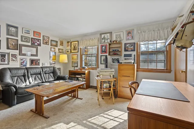 $725,000 | 14 Arbutus Avenue, Chelmsford, MA 01824